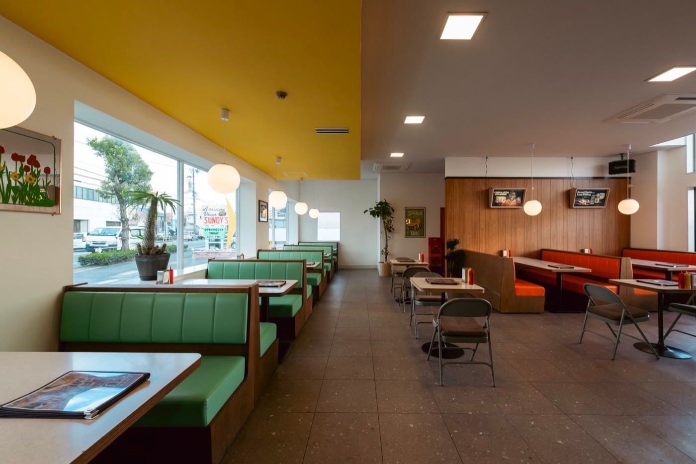 Sundy's American Diner 店内写真